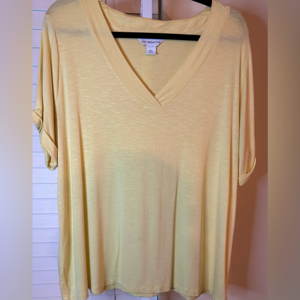 Liz Claiborne Vneck- Size 2X
